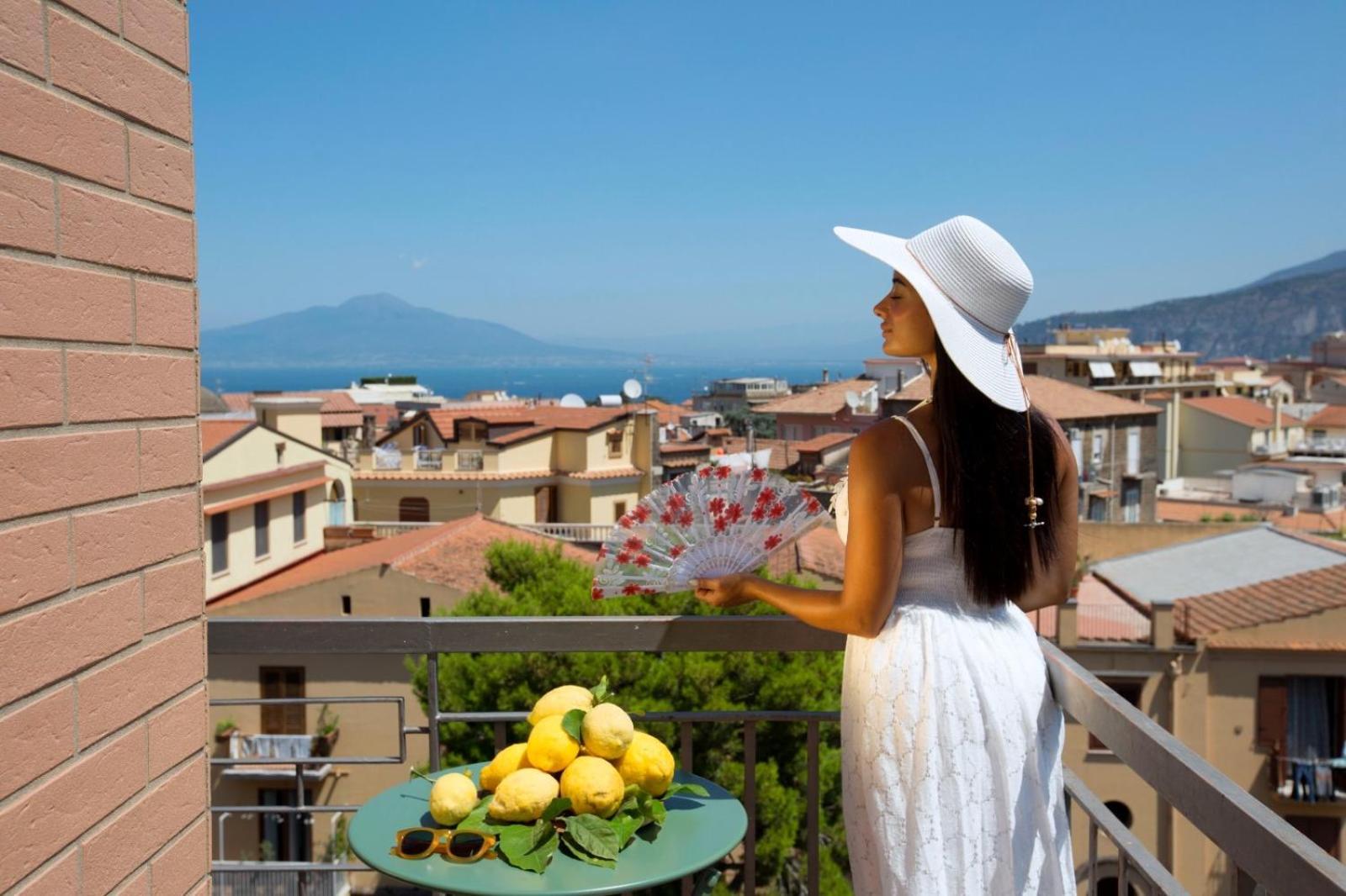 Отель Lumar Luxury Сорренто Экстерьер фото